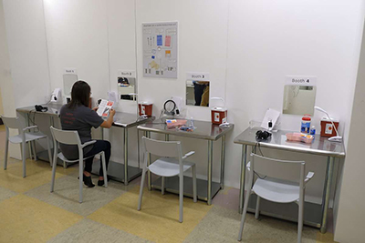 a picture of a demonstration safe injection site put together by San Francisco