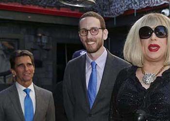 Sen Wiener just wants to watch the world burn